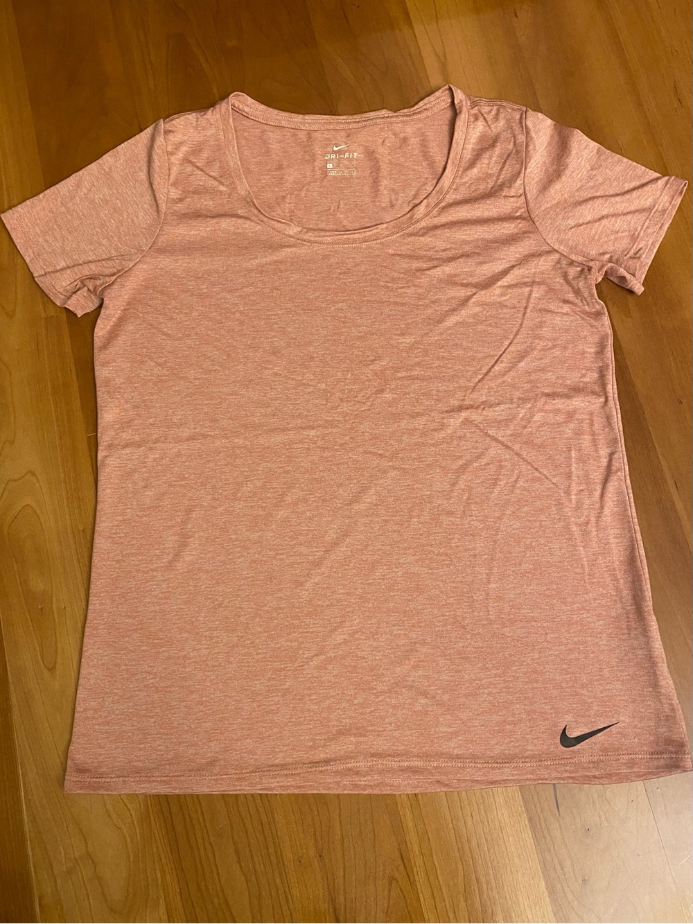 Nike Dri-fit Women’s Heathered Peach Short Sleeve Tee